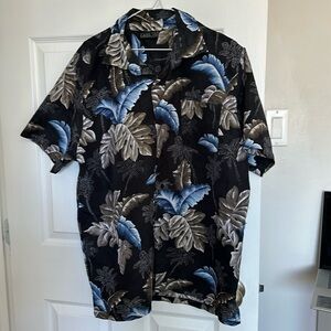 Urban Rags Hawaiian Shirt Men's L Black Floral Short Sleeve Button Down